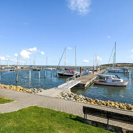 Hyggelig, Renoveret I Stueplan Med Internet Og Udsigt Til Limfjorden Sj573 *
